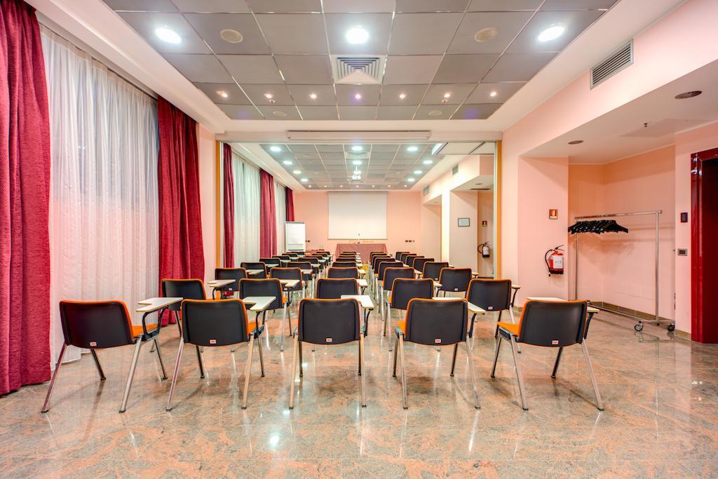 Hotel Galileo Milan Exterior photo